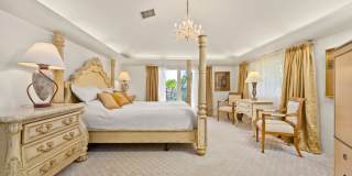 Kahala Oasis: Expansive 6BR Luxury Estate w/ Pool, Spa & Minutes to Beach Gallery 15