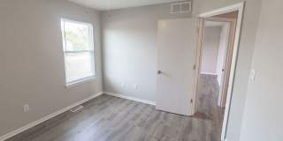 Large 4 bedroom Duplex Gallery 31