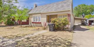 Adorable 3 Bedroom Home in Sunset Addition! Gallery 3