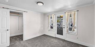 Great Location! Northtown Charmer! Gallery 17