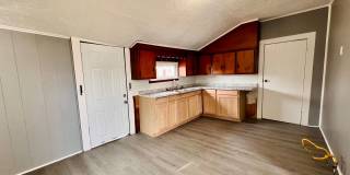 2 Bedroom House Gallery 9