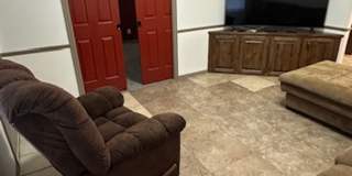 3 bedroom home Community Pool - Pet Friendly! Gallery 25