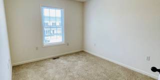 3 Bedroom, 2.5 Bath Two Level Townhouse Gallery 14