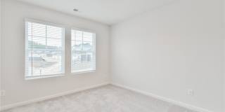 4541 Bishops Lane Gallery 19