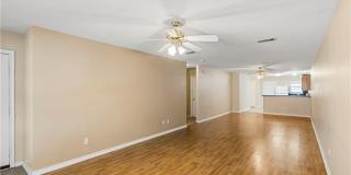 912 Willow Pond Street Gallery 5