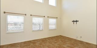 14309 S CAVE Avenue Gallery 7