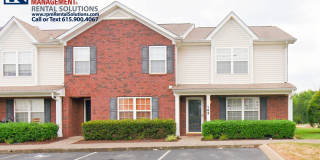 Adorable 2 BD 2.5 BA with private patio! Gallery 1