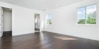 1617 NE 8th Street Gallery 18
