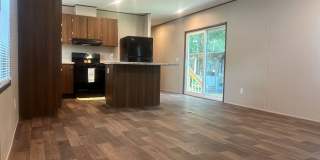 25 White Oak Village Gallery 1
