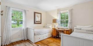 73 Beach Road Gallery 19