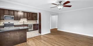 Verona Plaza Apartments Gallery 1