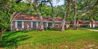 Neptune Beach Family Home Neptune Beach Family Home Gallery 1