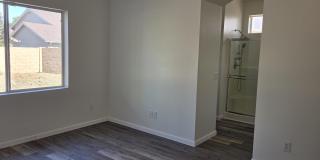556 N Robles Street Gallery 14