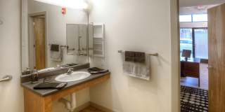 North Sarah Apartments Gallery 6