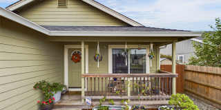 3 Bed / 2 Bath Home in McKinleyville – Landscaped Yard, Sauna, & 2-Car Garage Gallery 3