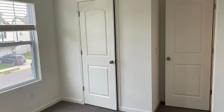 Room in 3 Bedroom Home at Mariners Ct Gallery 10