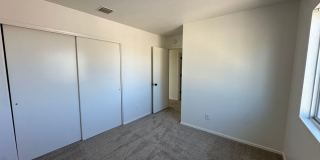 Two-Story 3 Bed/2.5 Bath with 2nd Floor Laundry Room! Gallery 17