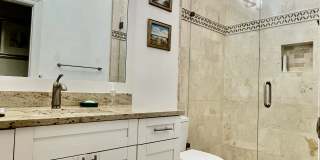 249 Hampton Place Gallery 21