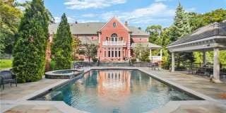 26 Pequot Lane Gallery 1