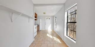 Duplex for Rent in the Heart of SA! Gallery 7