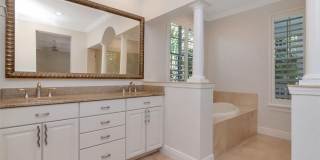 947 HEMINGWAY CIRCLE Gallery 27