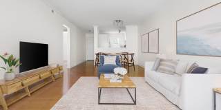 1513 E Franklin Street Gallery 1