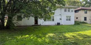 4 Bedroom Home in Richfield Gallery 21