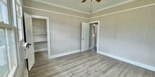 Charming detached single family Kaimuki 3 bdrm, 1 bath home on level lot Gallery 24