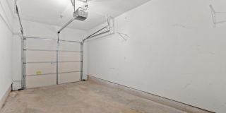 4525 SUPERIOR Square Gallery 23