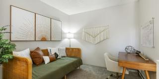 255 North Gallery 7
