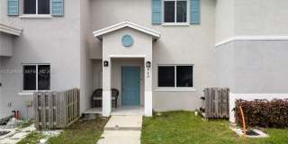 448 NW 12th Pl Gallery 1