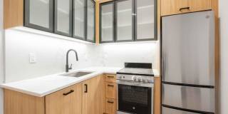 321 East 17th Street Gallery 4