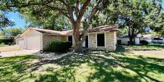 Charming 3BR Home with Study, 2-Car Garage & Private Backyard Gallery 39