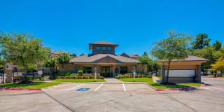 Lake Forest Gallery 23