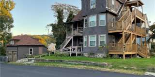 49 Golden Hill St Gallery 1