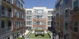 2255 Wisconsin Gallery 13