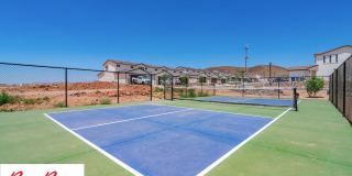 Stunning 4 Bedroom Townhome in Hurricane Heights Gallery 1