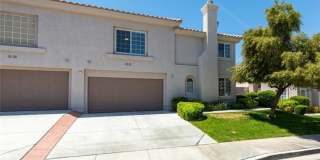 Charming 3-Bedroom Henderson Townhome Charming 3-Bedroom Henderson Townhome Gallery 1