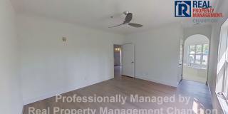 Beautifully Updated 2 BD/2 BA with Screened Porch & Modern Finishes Gallery 12
