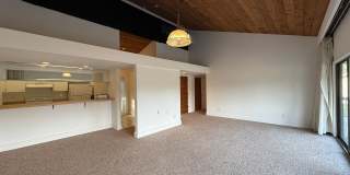 Quaint and Cozy 2-Bed 2- Bath 2nd Floor Condo – The Perfect Blend of Comfort and Style! Gallery 3