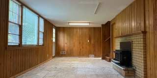 4 Bedroom Home in Richfield Gallery 13