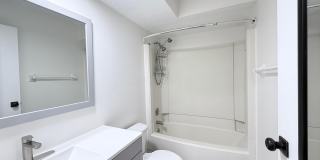 5372 Portland unit: 57 Gallery 14