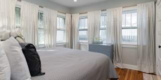 Beautifully Updated House - Awesome Montford Location Gallery 14