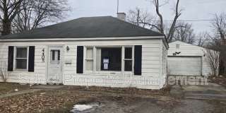 4405 S Colonial Ave Gallery 1