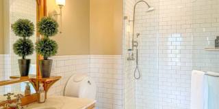 ** AQUALANE SHORES CUSTOM-DESIGNED 4 BEDROOM/5.5 BATH PRIVATE POOL HOME ** SEASONAL ** LUXURY ** AMAZING WATER VIEW ACCESS TO GULF OF MEXICO ** Gallery 83