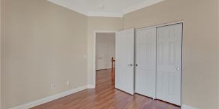 9201 Tudor Park Gallery 24