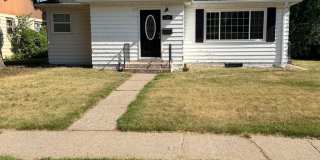 Spacious 4 bedroom  bathroom stand-alone home. Gallery 1