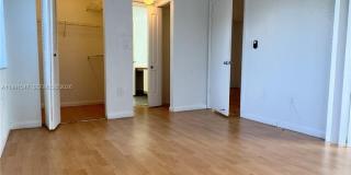 2861 N Oakland Forest Dr Gallery 7