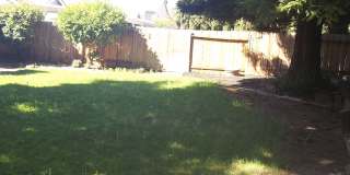 Woodcreek Oaks area home on quiet street Gallery 17