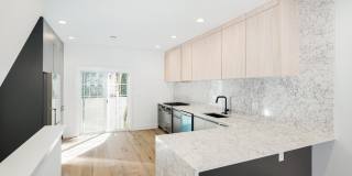 1532 CATHARINE Street Gallery 1